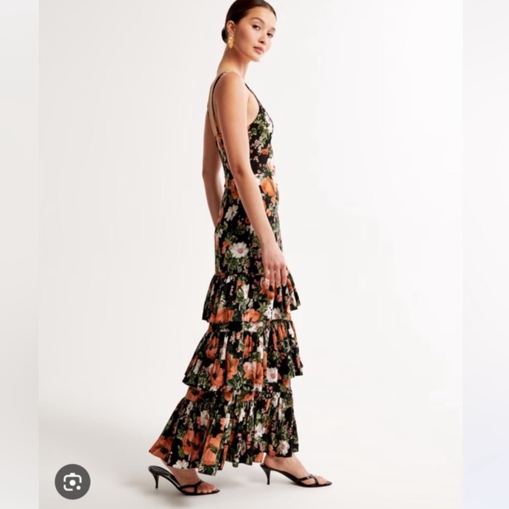 Abercrombie Ruffle Tiered Maxi Dress - Black Floral - Picture 3 of 10